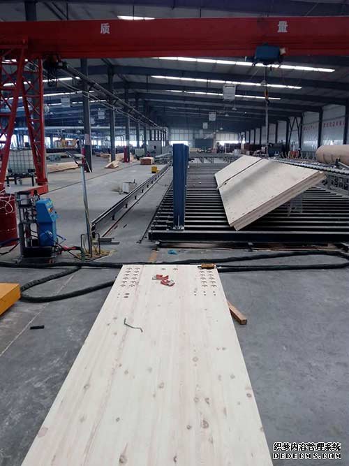 木材噴涂聚氨酯