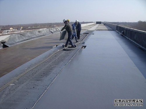 什么是聚脲?哪些工程可以用到聚脲?(圖3) 高速公路聚脲噴涂防水防腐保護