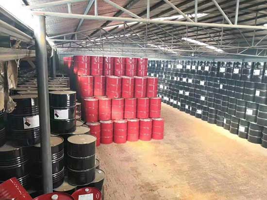 聚脲噴涂料(圖1) AB雙組份聚脲噴涂料