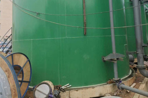 罐體防腐施工聚脲噴涂